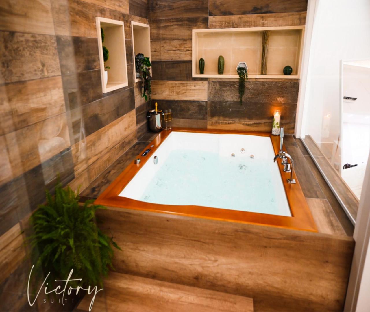 Victory Suite 31 Бриндизи Екстериор снимка